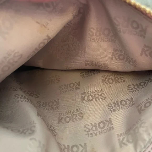 Michael Kors Pink Crossbody Bag - Picture 4 of 14